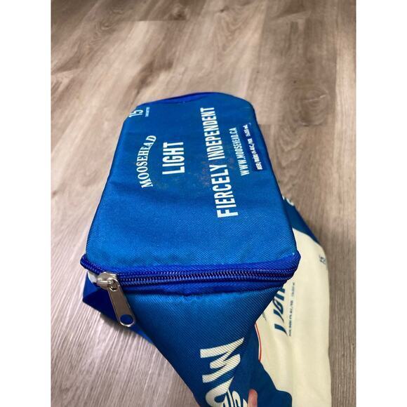 Moosehead Light Beer Backpack Cooler 15 Can Capacity Blue Insulated Vintage - Picture 6 of 9